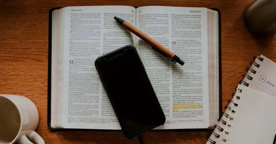 Dicas para Ler a Bíblia no Celular