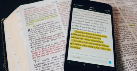 Ler a Bíblia no Celular: Dúvidas e Questionamentos Respondidos